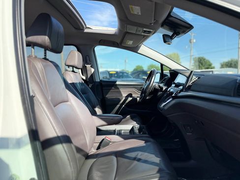Used 2018 Honda Odyssey EX-L image 46