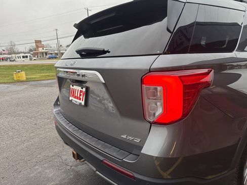 Used 2022 Ford Explorer XLT w/ Equipment Group 202A image 15