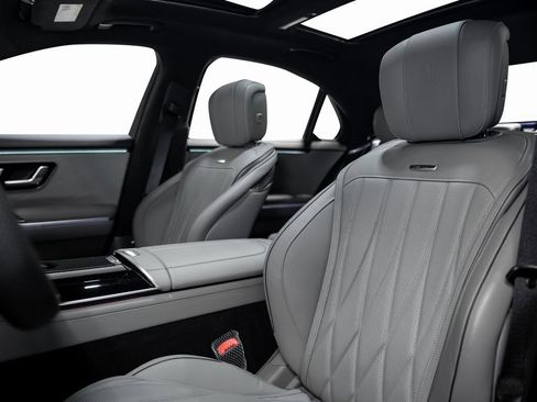 Used 2025 Mercedes-Benz S 63 AMG S image 35