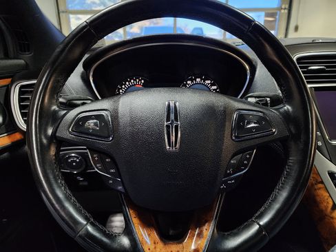 Used 2016 Lincoln MKX Select w/ Select Plus Package image 29