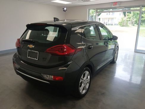 Used 2019 Chevrolet Bolt LT FWD image 2