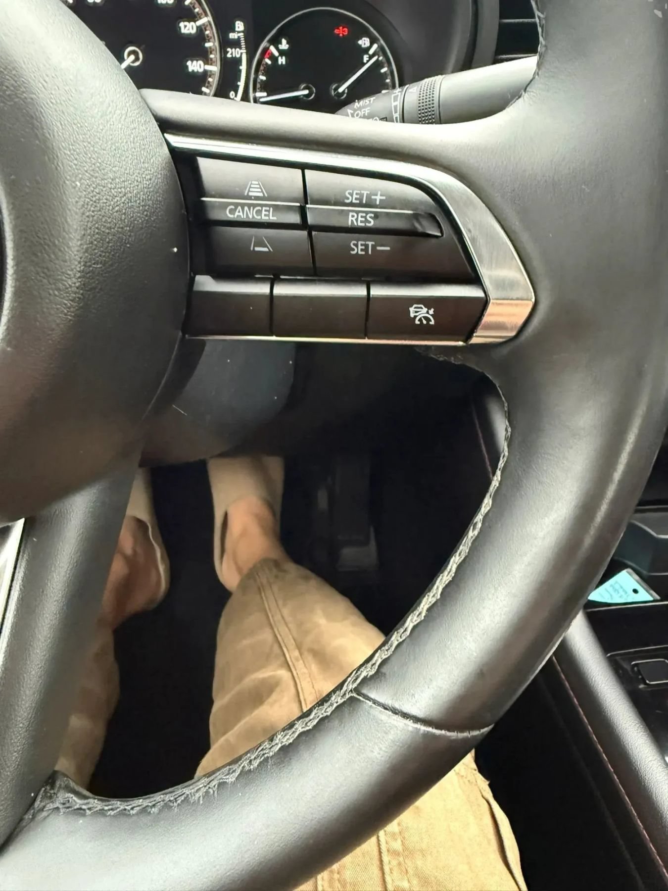 Used 2024 MAZDA MAZDA3 s AWD/4WD image 24