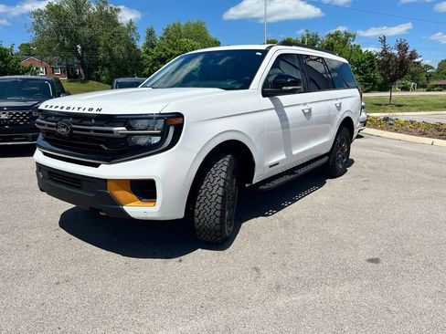 New 2026 Ford Expedition Tremor AWD/4WD image 3