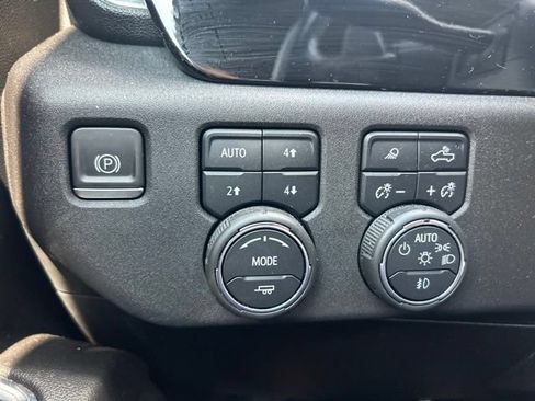 Used 2022 Chevrolet Silverado 1500 RST w/ Convenience Package II AWD/4WD image 14