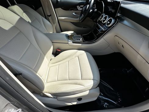 Certified 2021 Mercedes-Benz GLC 300 image 15