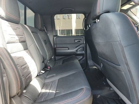 Used 2025 Nissan Frontier Pro-X w/ Pro Convenience Package RWD image 19