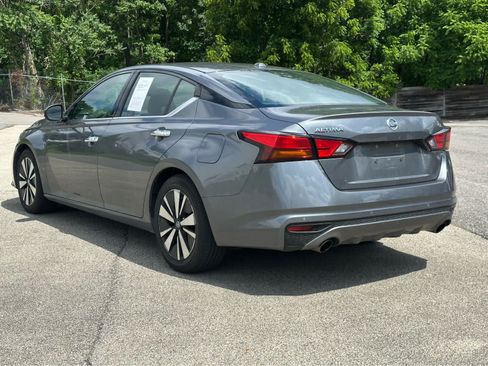 Used 2019 Nissan Altima 2.5 SL FWD image 7