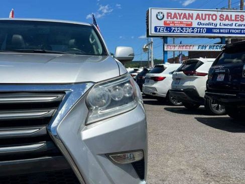 Used 2014 Lexus GX 460 AWD/4WD image 4