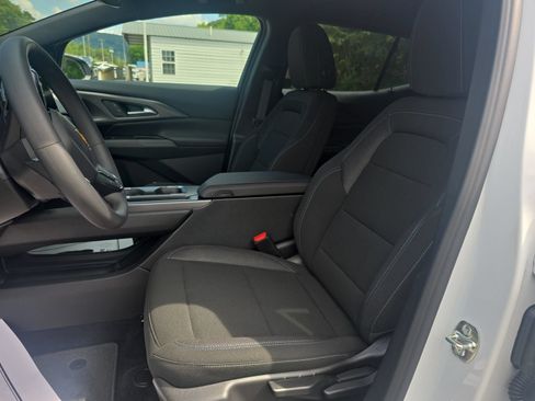 New 2026 Chevrolet Equinox EV LT FWD image 14