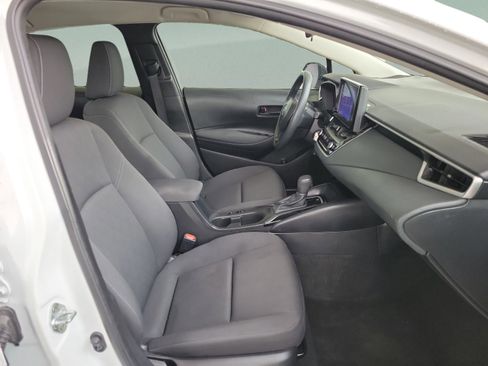 Used 2024 Toyota Corolla LE image 7