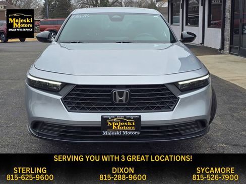 Used 2023 Honda Accord Sport image 2