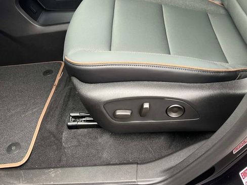 New 2026 GMC Acadia AT4 w/ Luxury Package image 20