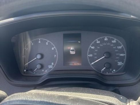 Used 2024 Toyota Corolla LE image 3