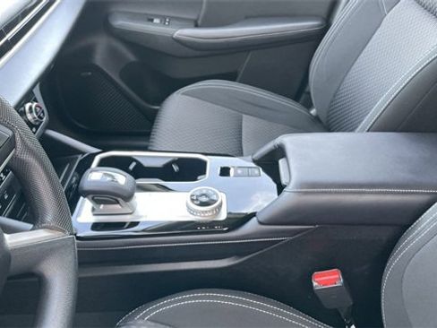 Used 2025 Mitsubishi Outlander ES image 21