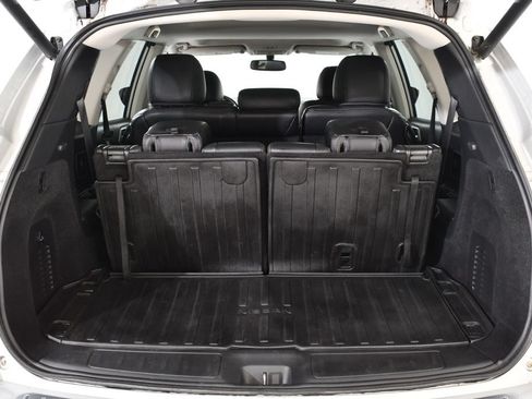 Used 2019 Nissan Pathfinder Platinum AWD/4WD image 22