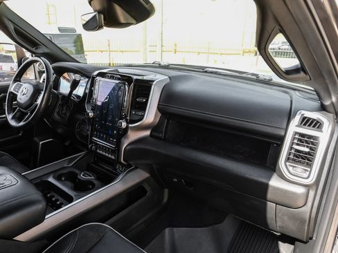 Used 2020 RAM 3500 Laramie AWD/4WD image 17
