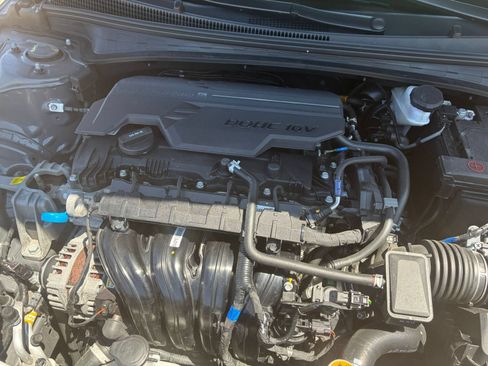 Used 2026 Hyundai Elantra Sport FWD image 22