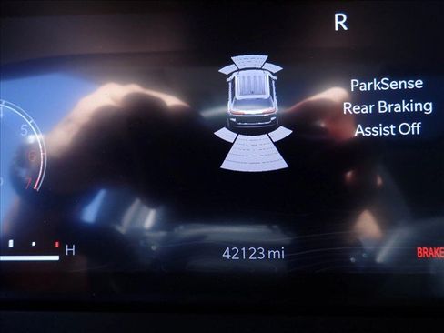 Used 2021 Jeep Grand Cherokee L Overland w/ Luxury Tech Group IV AWD/4WD image 27