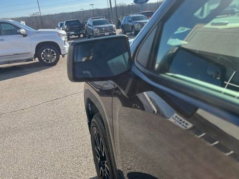 New 2025 GMC Sierra 1500 Elevation image 30