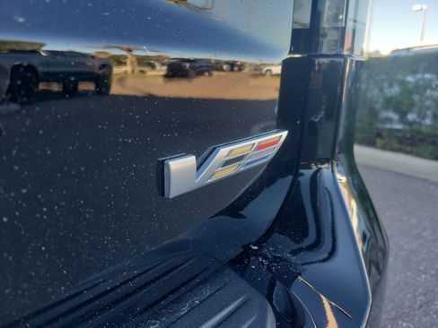 Used 2023 Cadillac Escalade V image 8