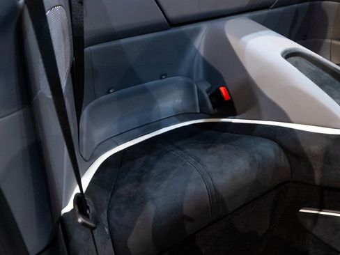 Used 2024 Ferrari Roma Spider image 43