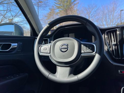 Certified 2023 Volvo XC60 B5 Core w/ Climate Package AWD/4WD image 25