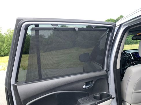 Used 2017 Honda Pilot Touring image 29