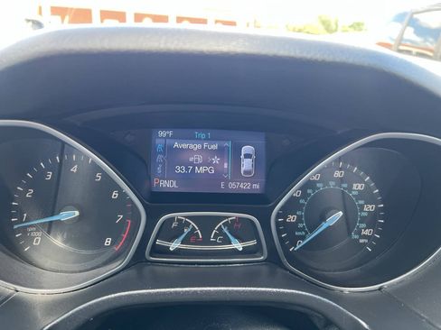 Used 2014 Ford Focus SE w/ SE Winter Package FWD image 15