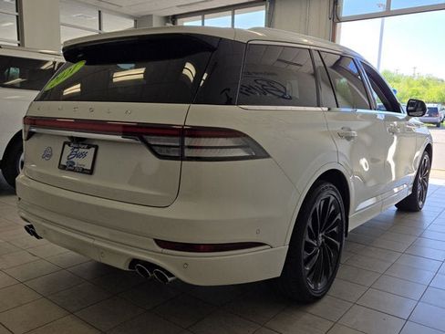 Used 2021 Lincoln Aviator Reserve w/ Equipment Group 210A AWD/4WD image 12