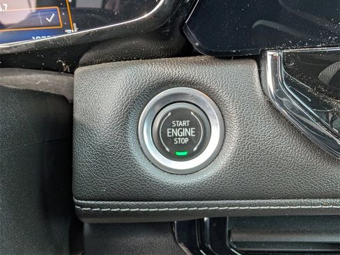 Used 2023 Chevrolet Colorado LT w/ LT Convenience Package image 17