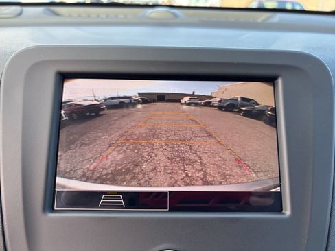 Used 2024 Chevrolet Equinox LS FWD image 46