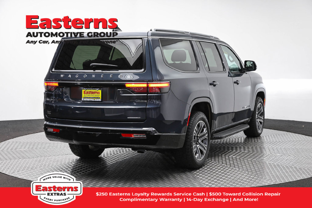 Used 2024 Jeep Wagoneer Series II AWD/4WD image 7