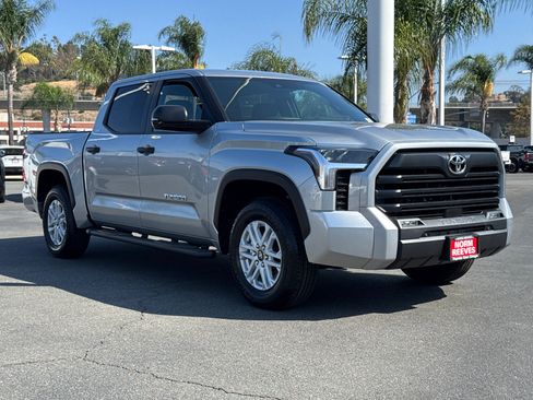 New 2026 Toyota Tundra SR5 w/ SR5 Convenience Package RWD image 4
