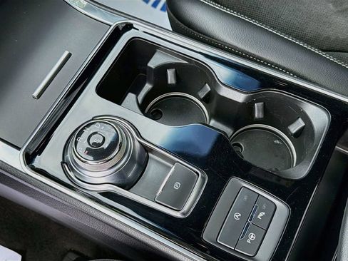 Used 2020 Ford Edge ST w/ Equipment Group 401A AWD/4WD image 19