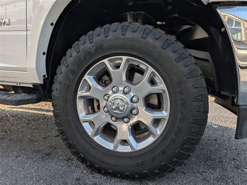 Used 2022 RAM 2500 Laramie AWD/4WD image 10
