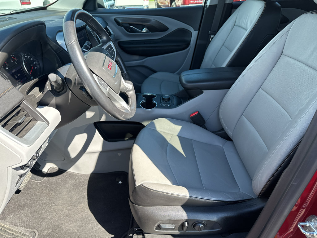 Used 2021 GMC Terrain SLT w/ Infotainment Package II AWD/4WD image 16