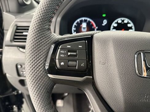 New 2026 Honda Ridgeline Black Edition image 12