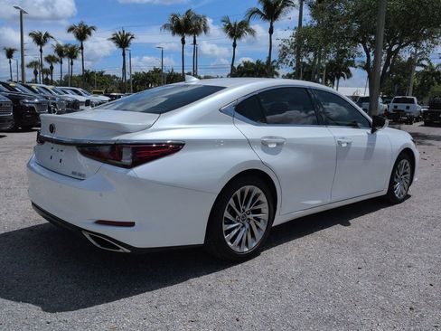 Used 2023 Lexus ES 350 Ultra Luxury w/ Accessory Package (Z1) FWD image 5
