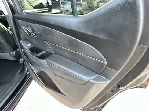 Used 2019 Chevrolet Traverse LT image 18