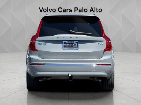 Used 2025 Volvo XC90 T8 Plus w/ Protection Package Premier AWD/4WD image 11
