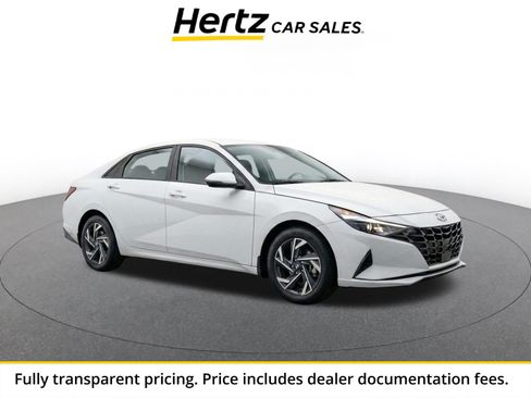 Used 2025 Hyundai Elantra SEL FWD image 1
