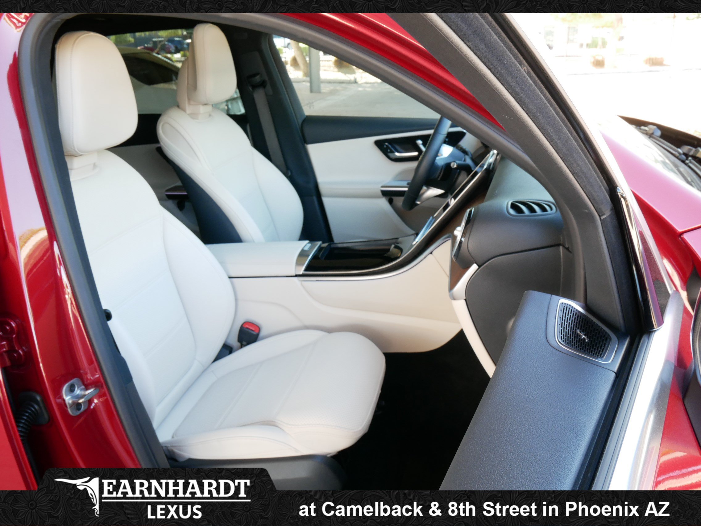 Used 2026 Mercedes-Benz GLC 300 image 10