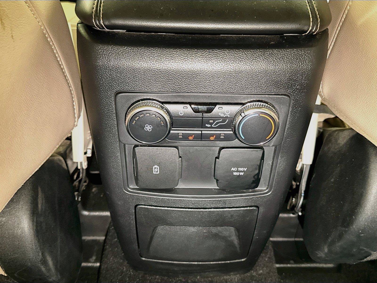 Used 2022 Ford Explorer Limited w/ Equipment Group 301A AWD/4WD image 24