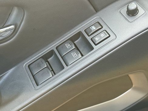 New 2026 Nissan Frontier SV image 11