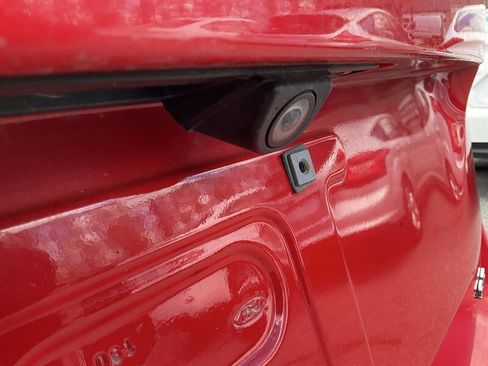 Used 2015 Ford Focus SE FWD image 11
