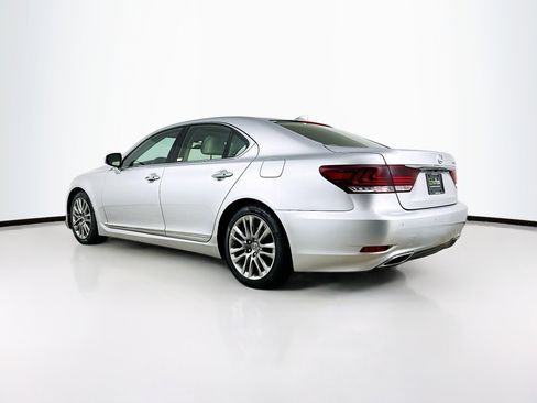 Used 2017 Lexus LS 460 w/ Comfort Package RWD image 5