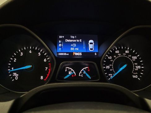 Used 2018 Ford Focus SEL FWD image 23