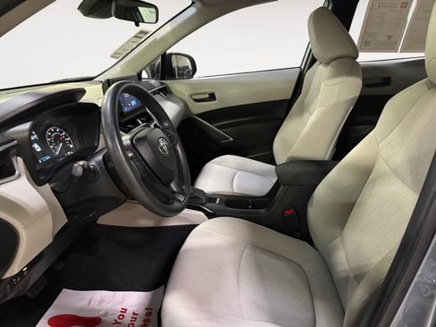 Used 2023 Toyota Corolla Cross L FWD image 15