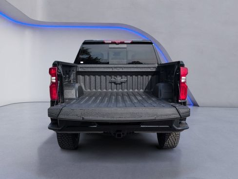 New 2026 Chevrolet Silverado 1500 ZR2 AWD/4WD image 6