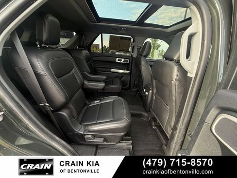 Used 2022 Ford Explorer XLT w/ Equipment Group 202A AWD/4WD image 31